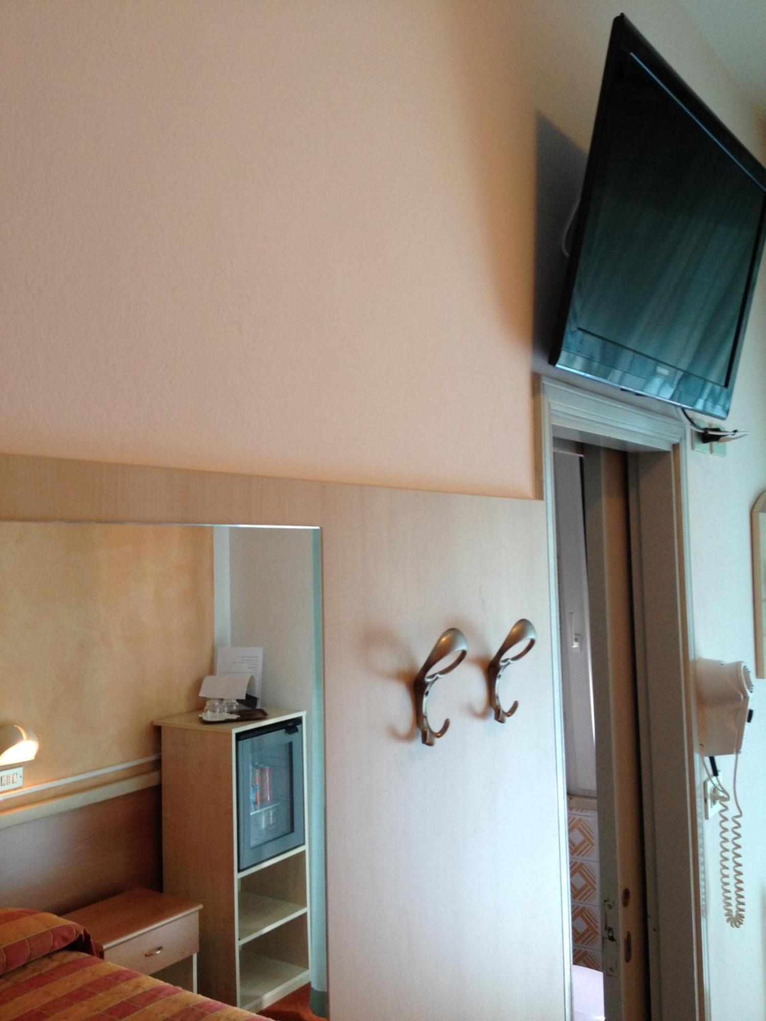 Hotel St. Moritz بيلاريا-إيجيا مارينا المظهر الخارجي الصورة