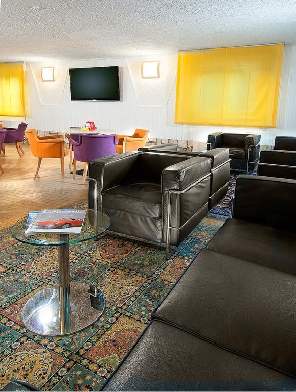 Hotel St. Moritz بيلاريا-إيجيا مارينا المظهر الخارجي الصورة
