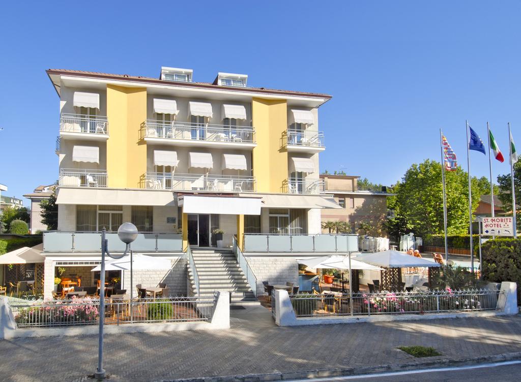 Hotel St. Moritz بيلاريا-إيجيا مارينا المظهر الخارجي الصورة